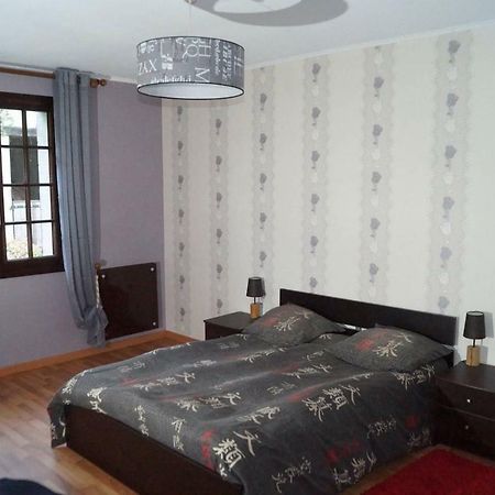 Maison Au Calme A La Campagne Saint-Pierre-de-Bailleul Екстер'єр фото